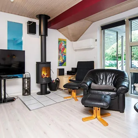 Holiday home 10 Person In Juelsminde *