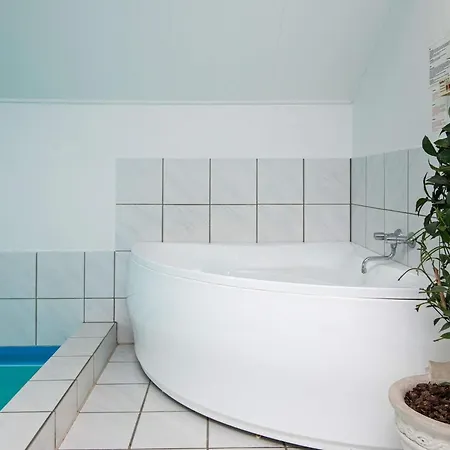 Ferienhaus 4 Star In Juelsminde *