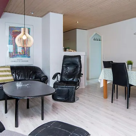 4 Star In Juelsminde Ferienhaus Sonderby (Midtjylland)